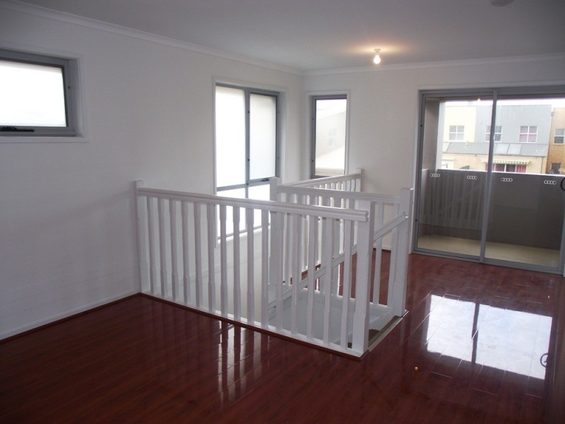 24 Robinson Street, Mawson Lakes SA 5095