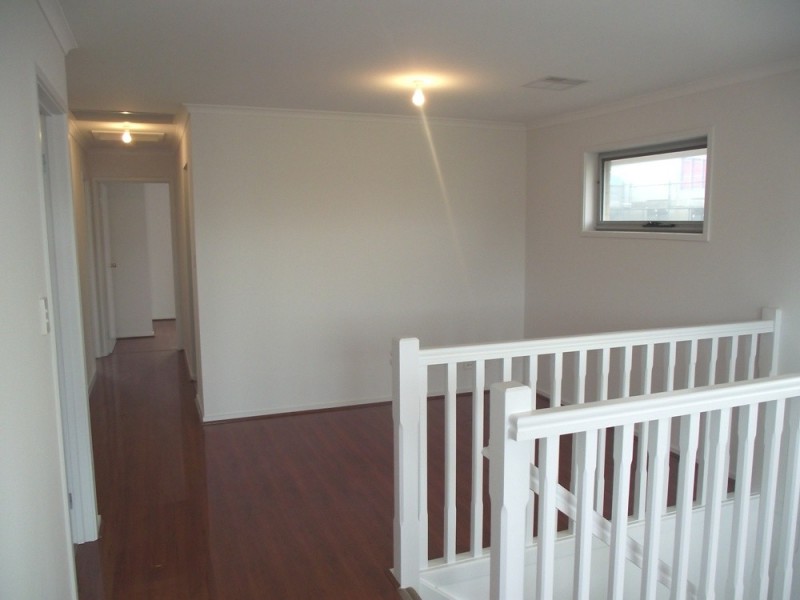 24 Robinson Street, Mawson Lakes SA 5095