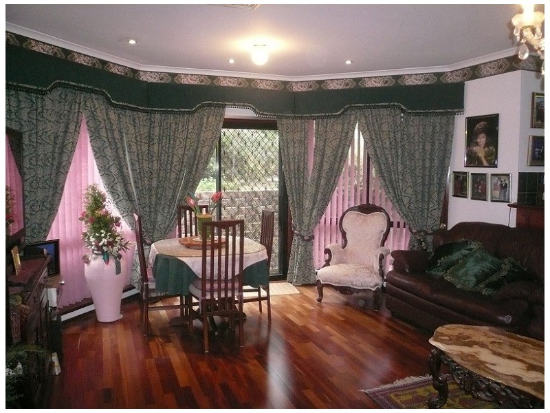 30 Reordan Drive, Greenwith SA 5125