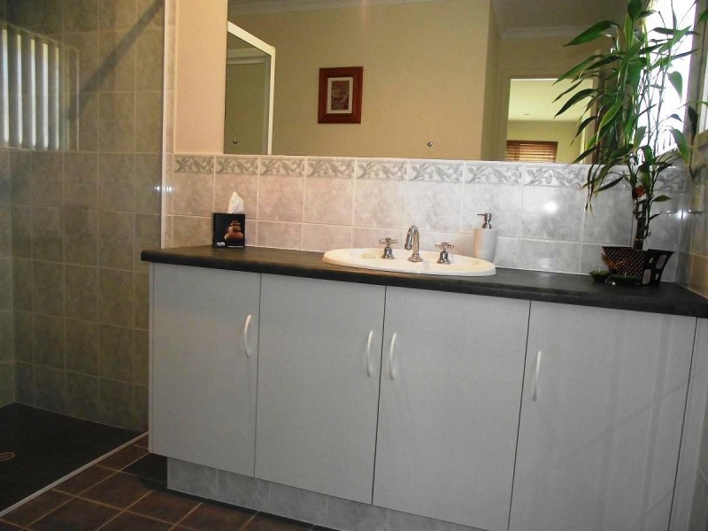 72 Parkway Circuit, Parafield Gardens SA 5107