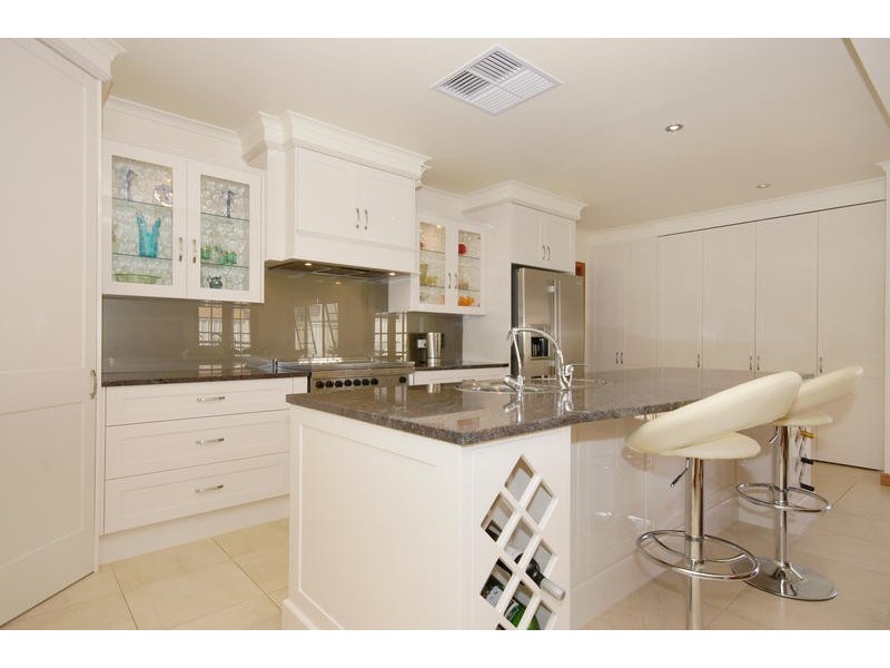 38 St Albans Tce, Semaphore Park SA 5019