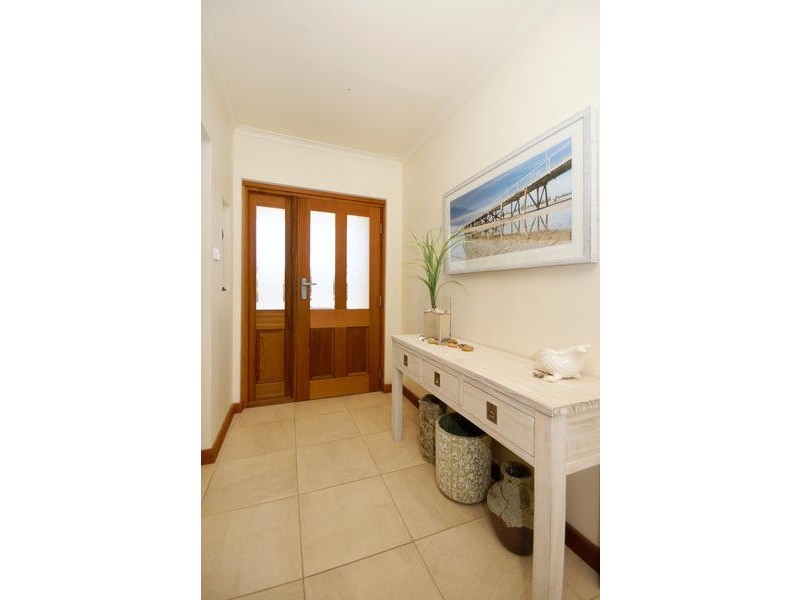 38 St Albans Tce, Semaphore Park SA 5019