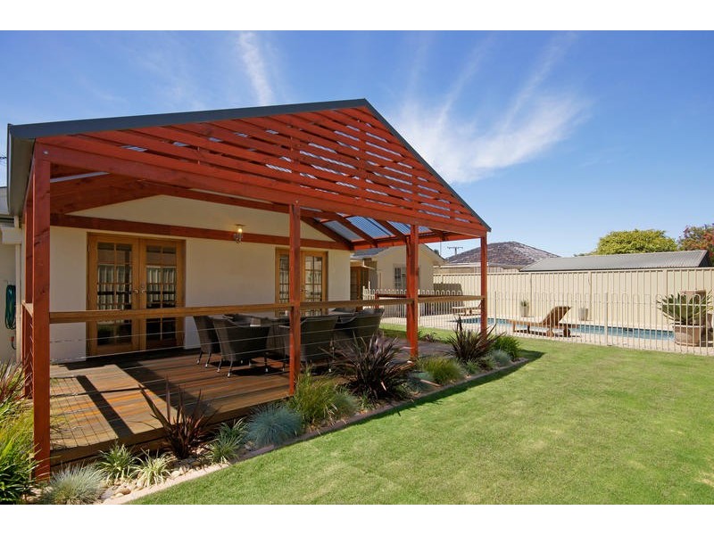 38 St Albans Tce, Semaphore Park SA 5019