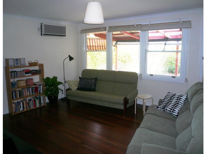 13 Armstrong St, Mount Barker SA 5251