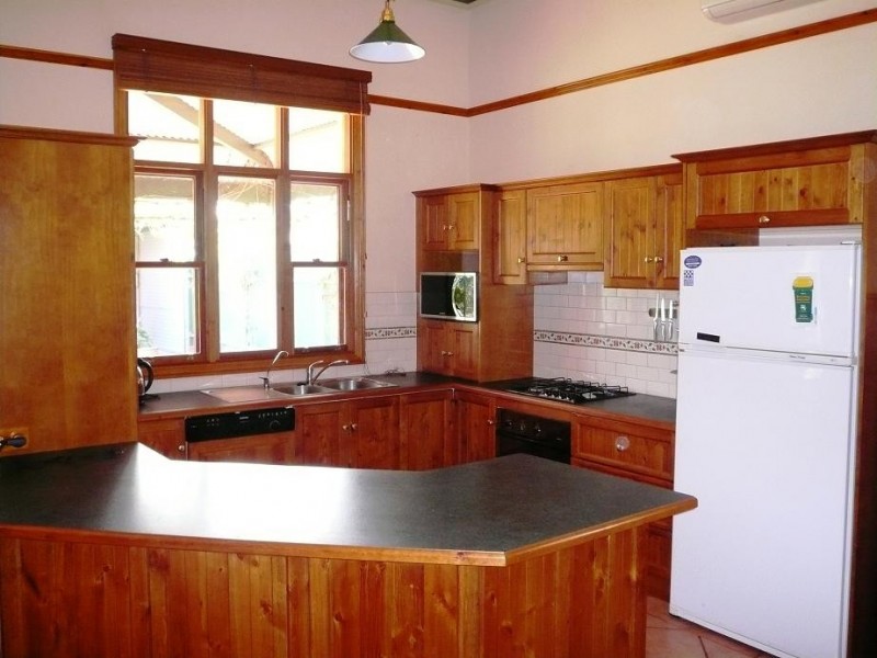 321 Military Rd, Semaphore SA 5019