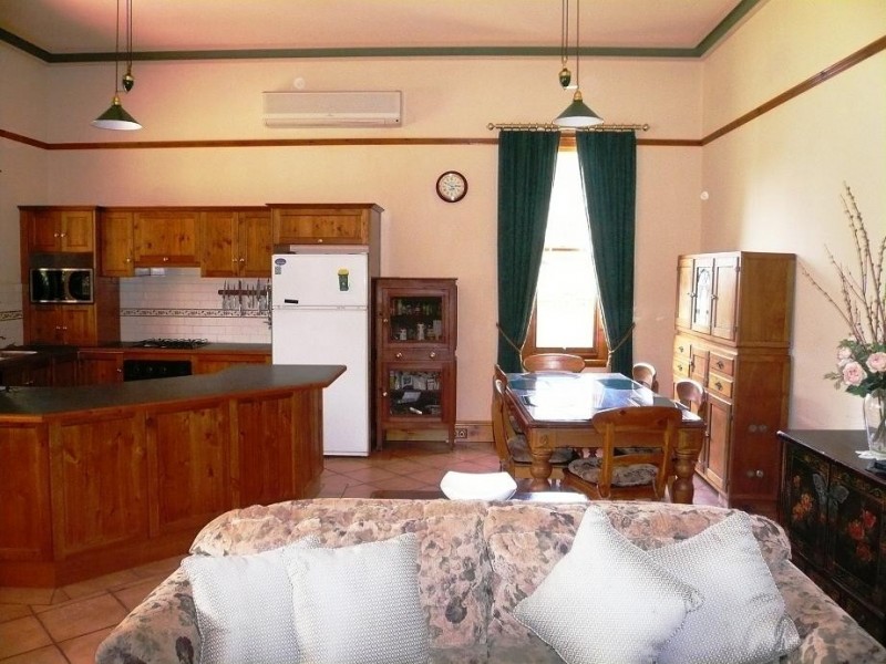 321 Military Rd, Semaphore SA 5019