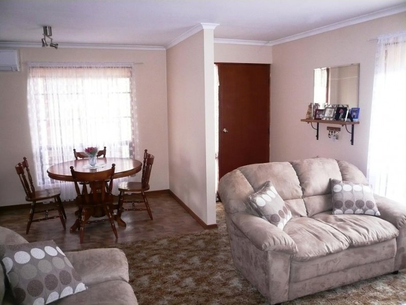 8/2 Barnet Street, Evanston SA 5116