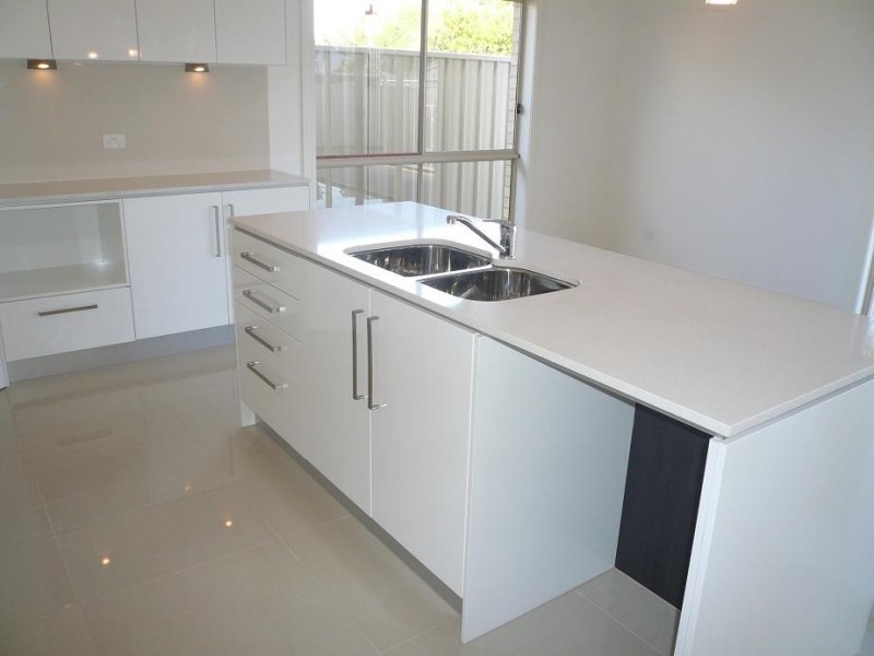 4A Ballad Avenue, Paradise SA 5075