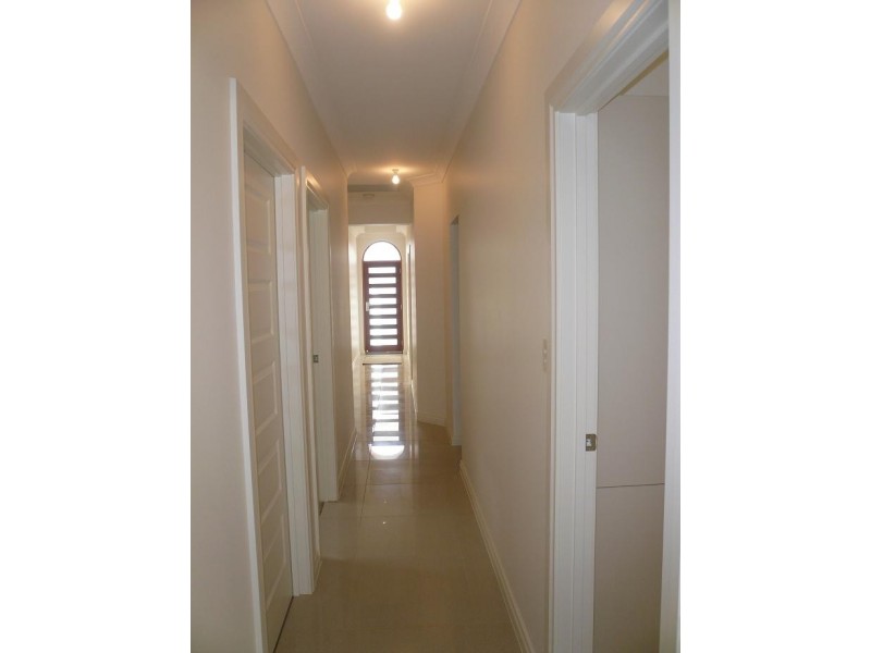 4 Ballad Avenue, Paradise SA 5075