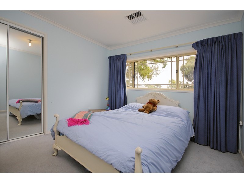 17 Redden Court, Rostrevor SA 5073