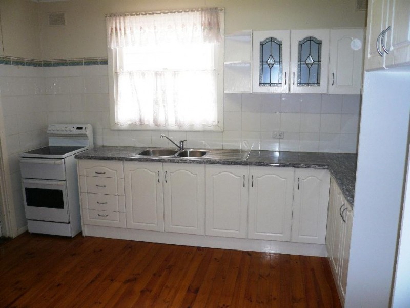 25 Bloomfield Cresent, Elizabeth Downs SA 5113