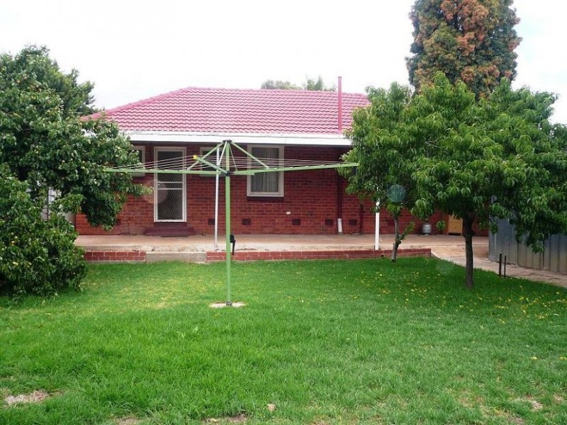 25 Bloomfield Cresent, Elizabeth Downs SA 5113