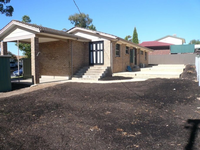 1 Flinders Ave, Fairview Park SA 5126