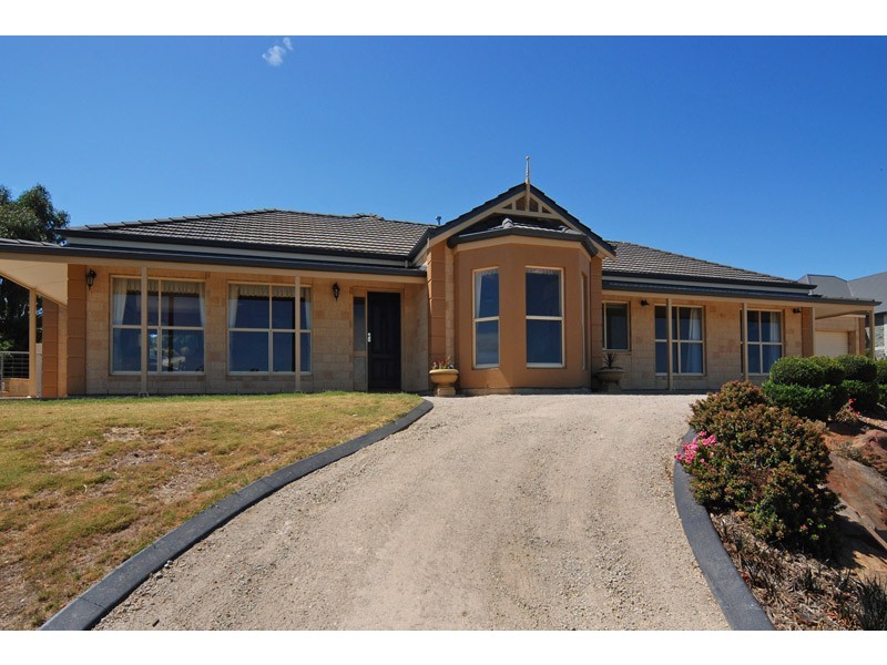 16 Tremayne Drive, Mount Barker SA 5251