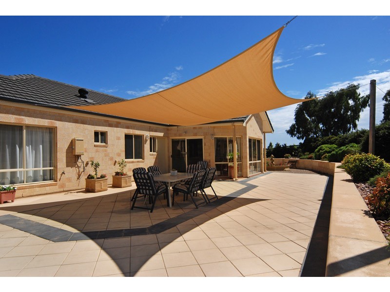 16 Tremayne Drive, Mount Barker SA 5251
