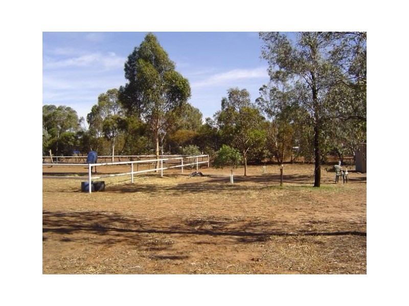 2 Louisa Road, Lewiston SA 5501