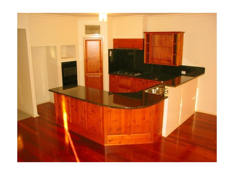 5 Sheaoak Drive, Mawson Lakes SA 5095