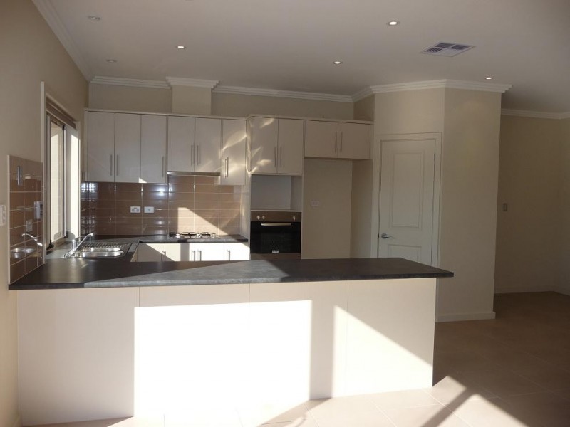 8B Rapson Street, Grange SA 5022