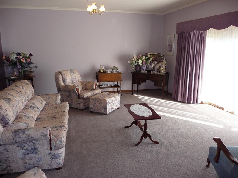 48 Kara Cresent, Gulfview Heights SA 5096