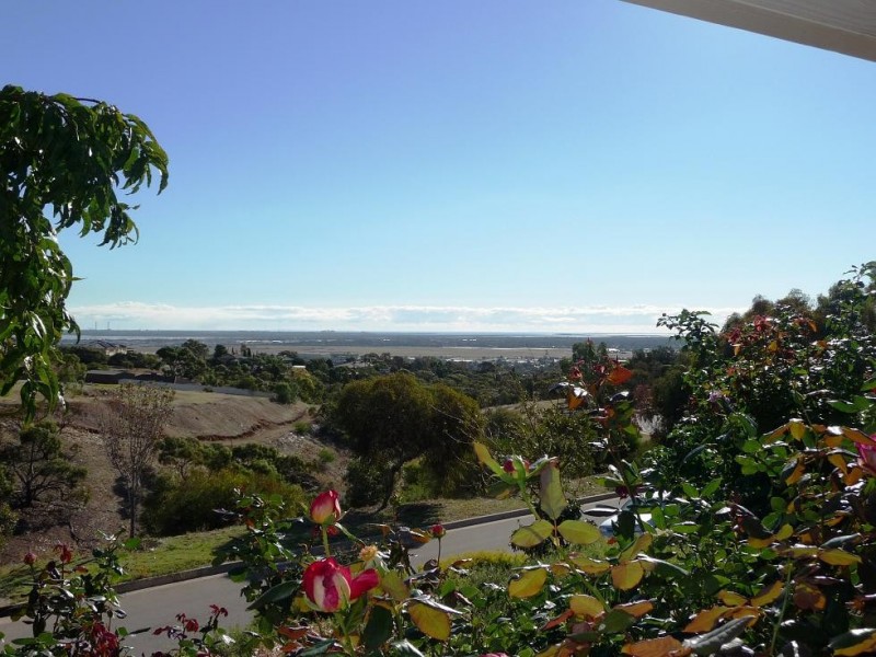 48 Kara Cresent, Gulfview Heights SA 5096