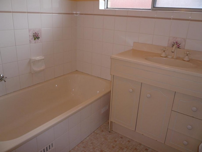 801 North East Road, Valley View SA 5093