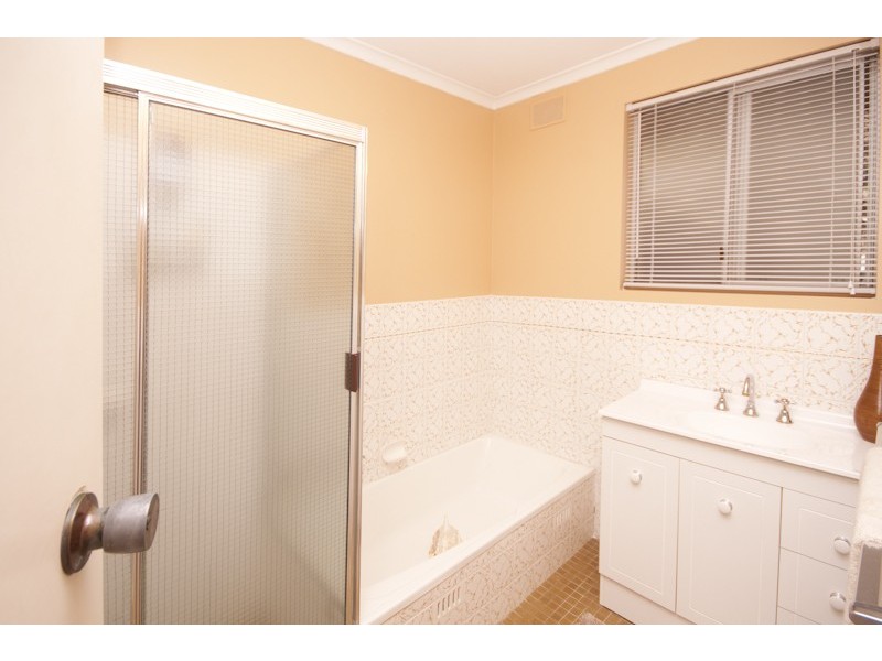 4 Ozone Ct, Paradise SA 5075