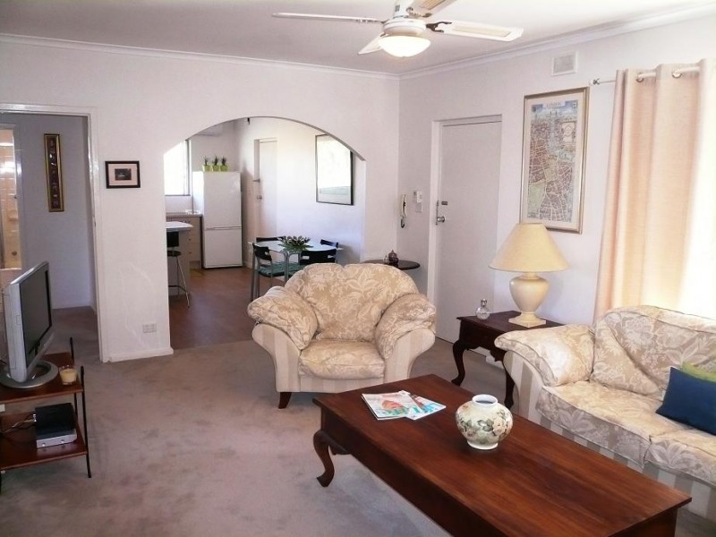 7/4 Douglas Grove, Glenelg North SA 5045