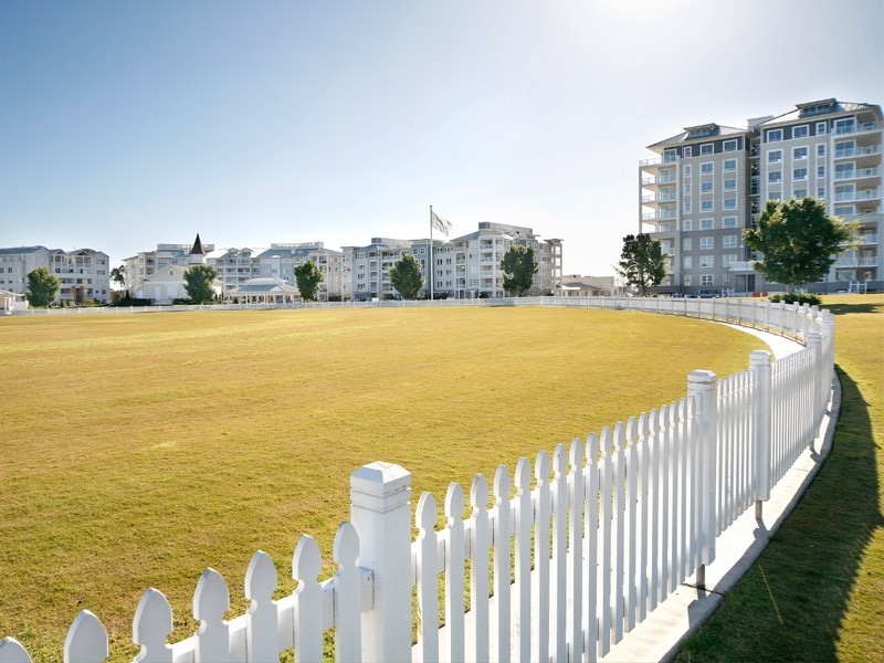 111/2-6 Orchards Ave, Breakfast Point NSW 2137