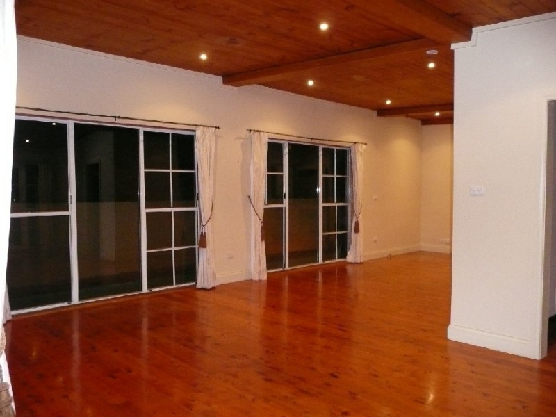 26 Cousins Rd, Beacon Hill NSW 2100