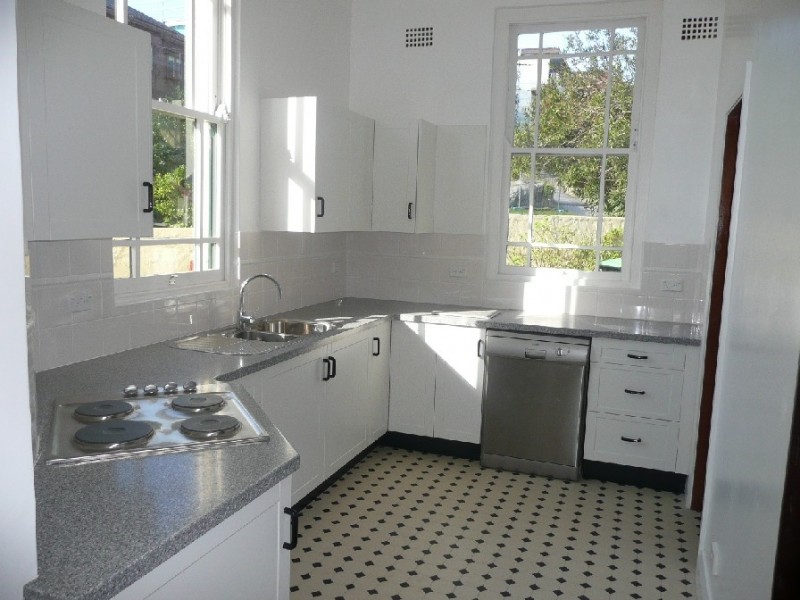 56 Queenscliff Rd, Queenscliff NSW 2096