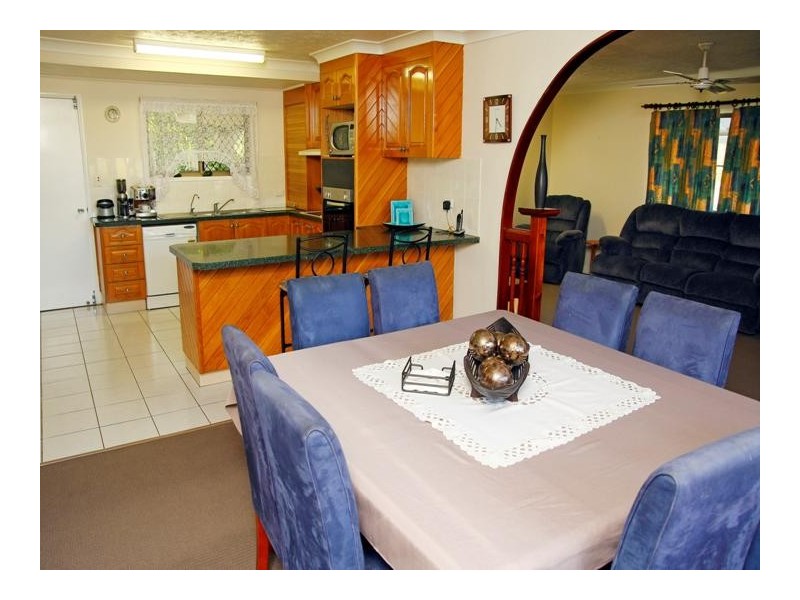 13 Marloo St, Cranbrook QLD 4814