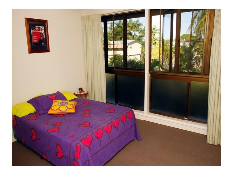 13 Marloo St, Cranbrook QLD 4814