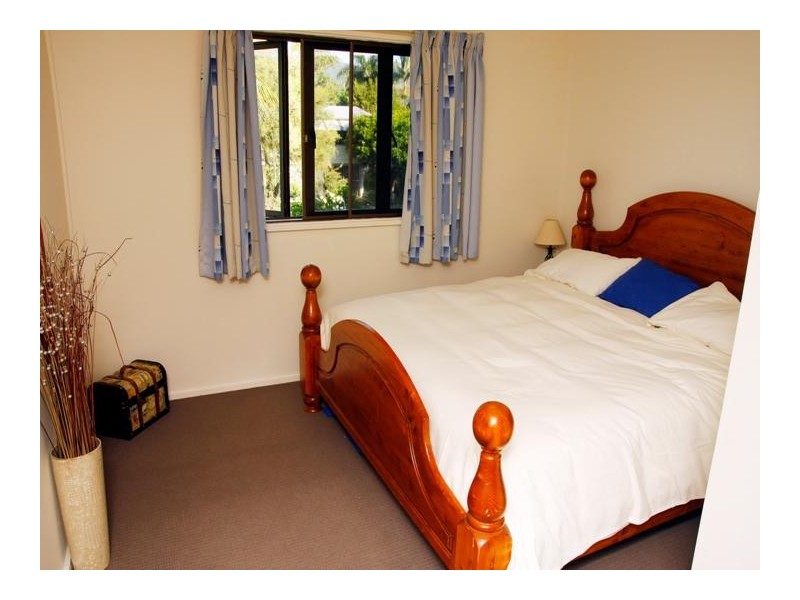 13 Marloo St, Cranbrook QLD 4814