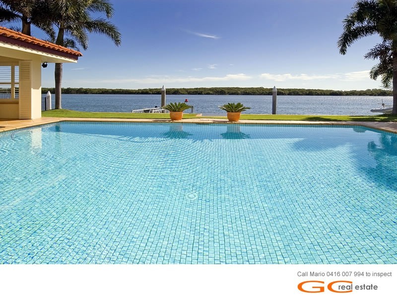 Paradise Point QLD 4216