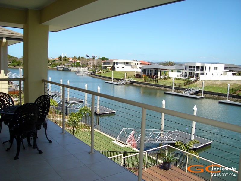 Hope Island QLD 4212