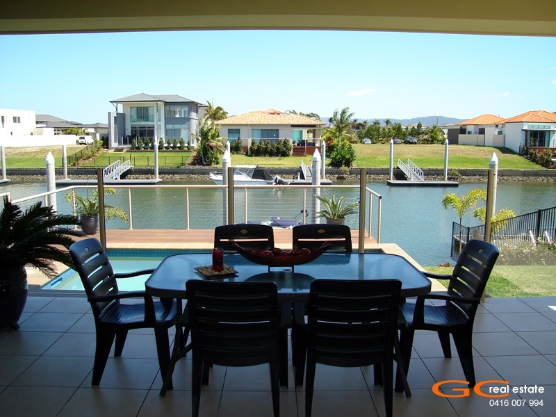 Hope Island QLD 4212