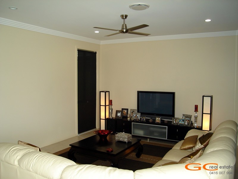 Hope Island QLD 4212