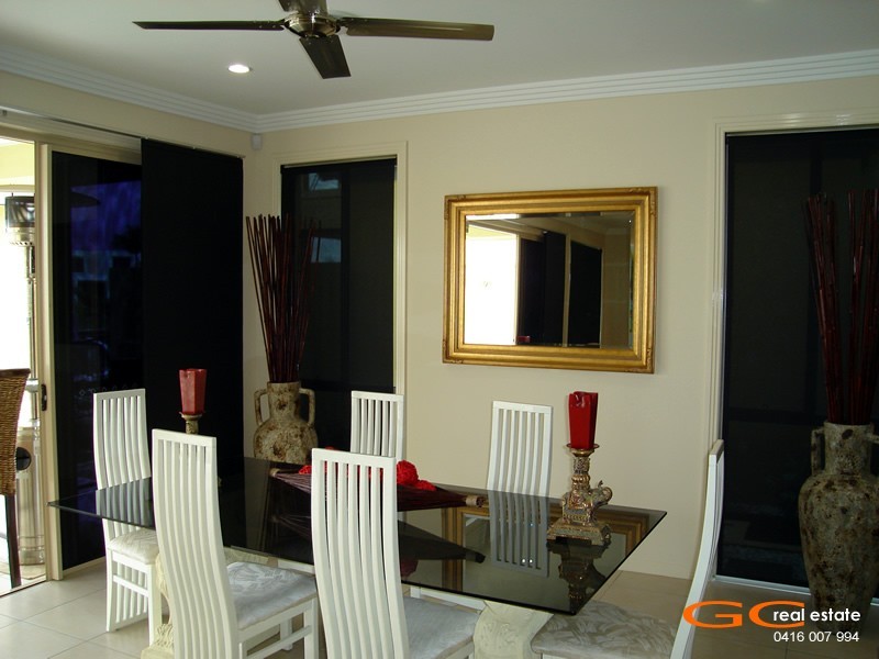 Hope Island QLD 4212