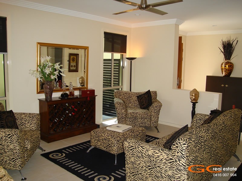 Hope Island QLD 4212