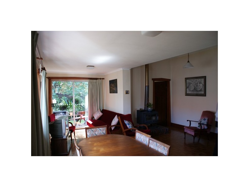 23 Stewart Ave, Hamilton East NSW 2303