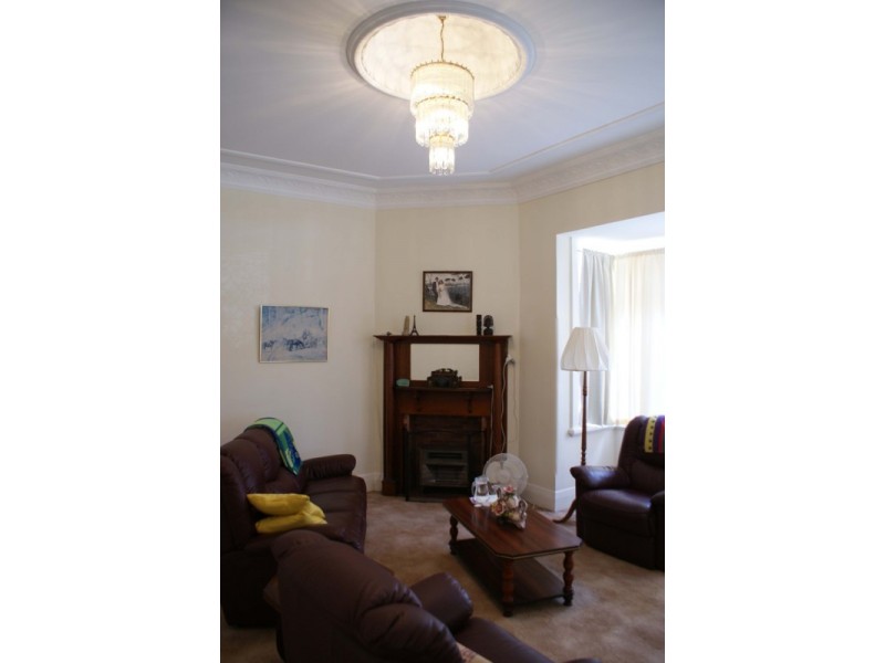 9 Veda Street, Hamilton NSW 2303