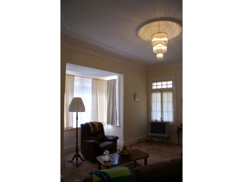 9 Veda Street, Hamilton NSW 2303