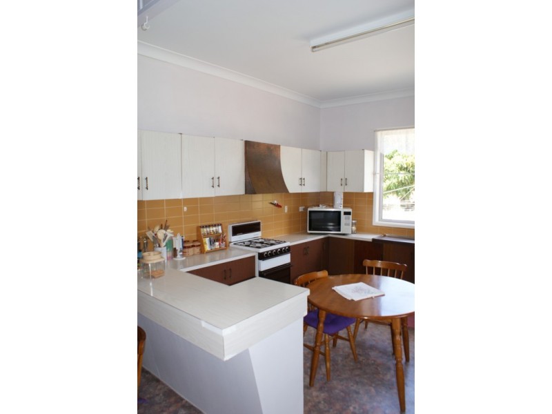 9 Veda Street, Hamilton NSW 2303