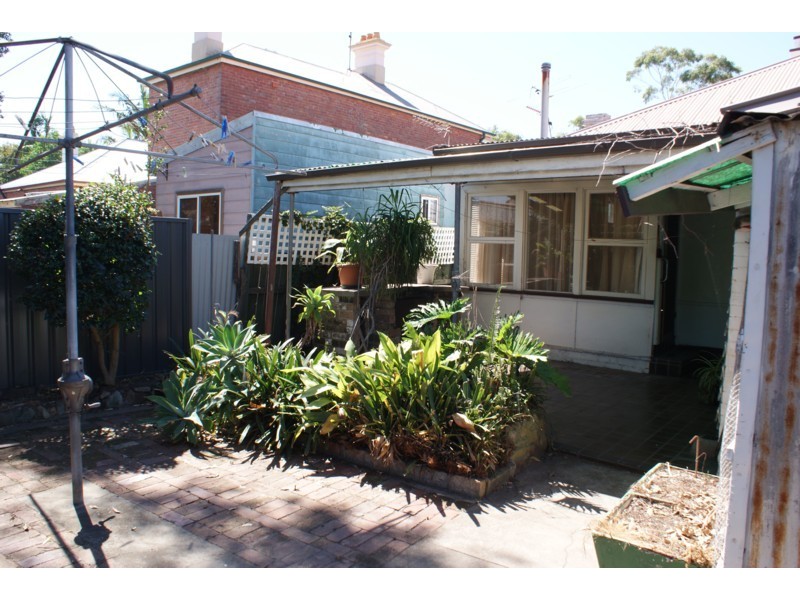 42 Gordon Ave, Hamilton NSW 2303