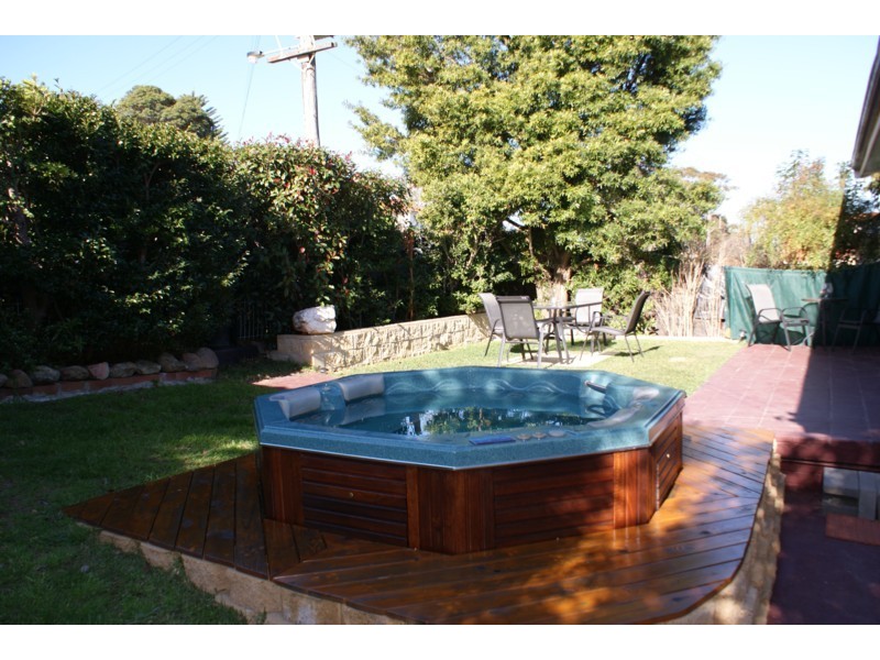 49 Highfields Pde, Highfields NSW 2289