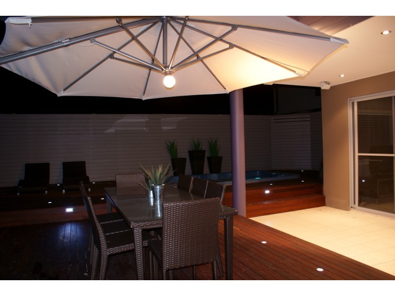 30 Eames Ave, Stockton NSW 2295