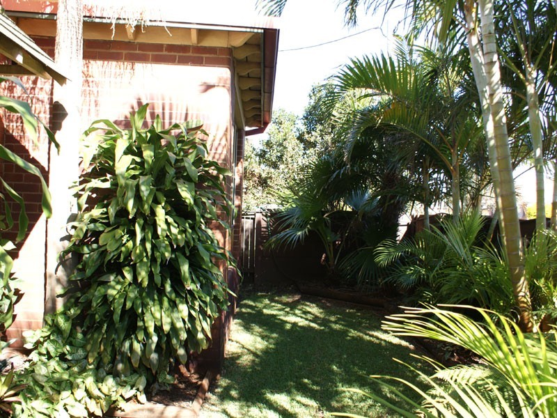 12 Forfar Street, Stockton NSW 2295