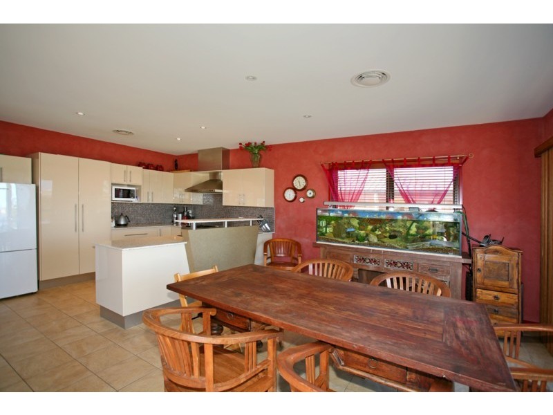 58 Hunter Street, Stockton NSW 2295