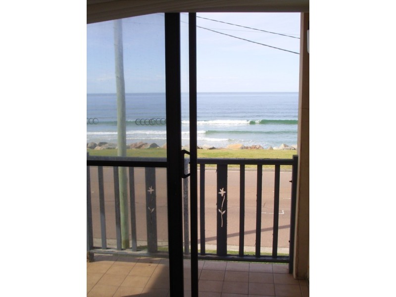 243 Mitchell Street, Stockton NSW 2295