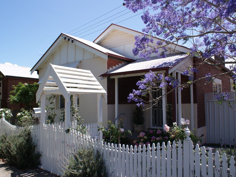 21 Mabel St, Georgetown NSW 2298